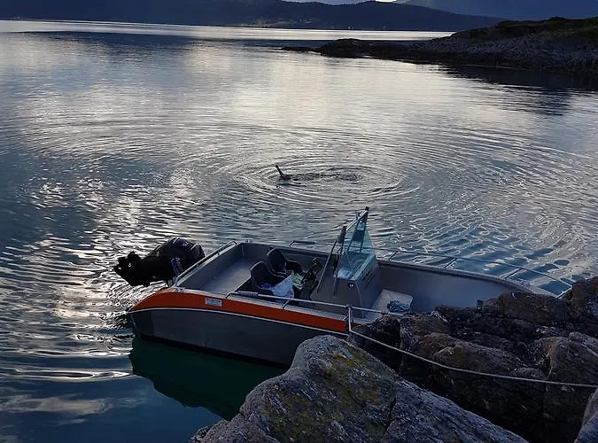 Senja Arctic 롯지 Stonglandseidet